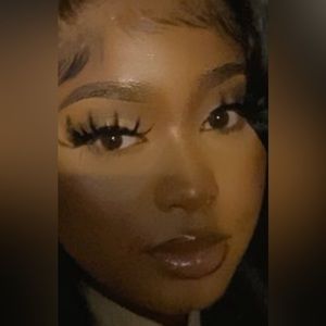 Meet your Posher, Kari